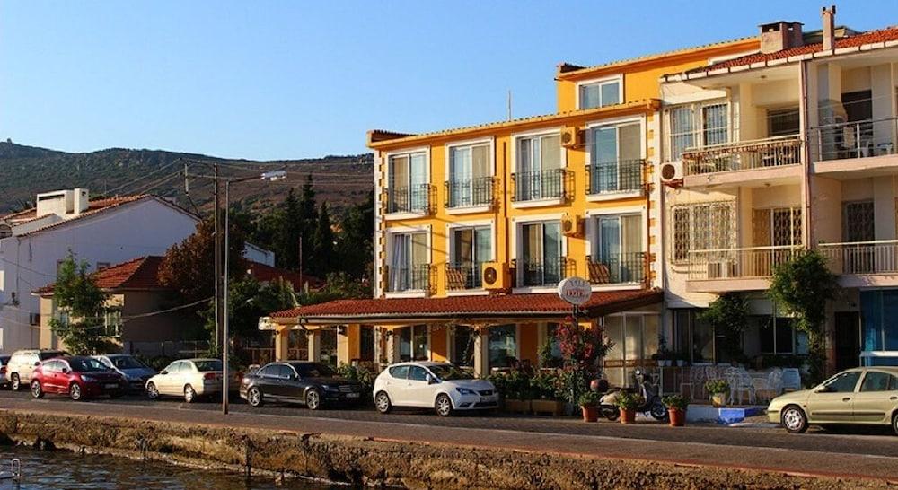 Foca Yali Hotel ภายนอก รูปภาพ